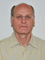 DR CARLOS LUZO